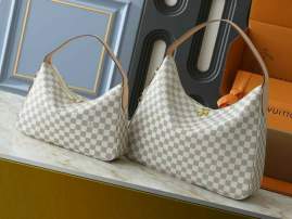 Picture of Louis Vuitton Handbags _SKUfw189974750fw